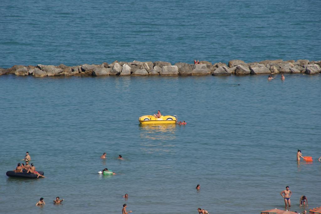 Casa Vacanze Villa Spina San Benedetto del Tronto Eksteriør billede