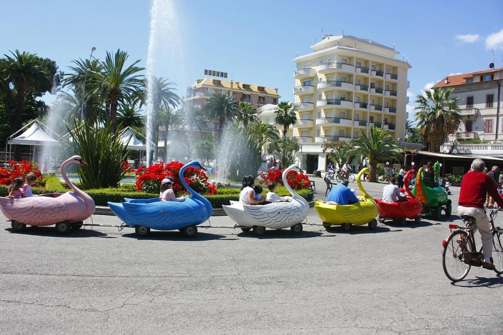 Casa Vacanze Villa Spina San Benedetto del Tronto Eksteriør billede